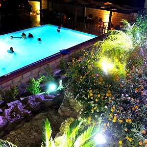3* Couette-café Montemare